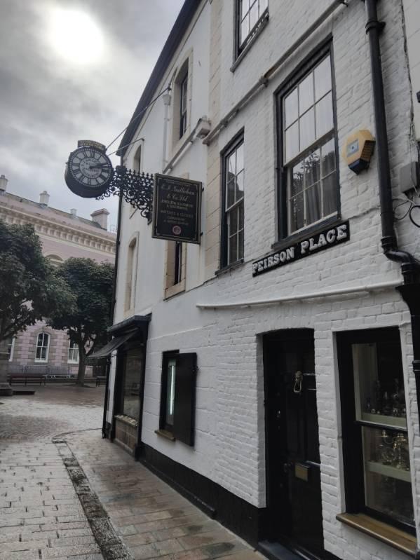 Voyage Jersey 09-2025